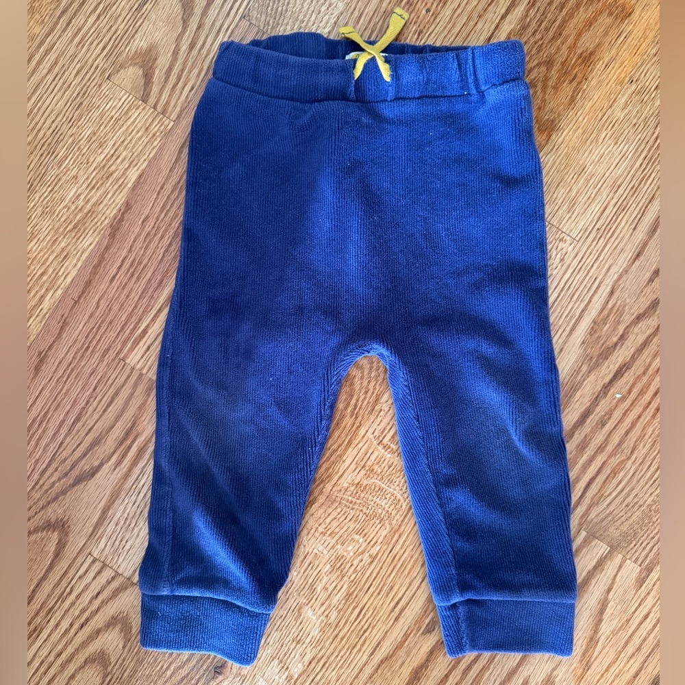 👖 Baby Boden soft pants 9-12m play condition